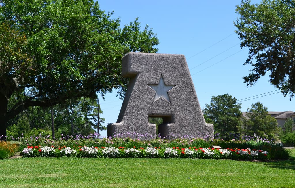 Commercial Concrete Contractors in Atascocita, TX - Inner Loop Construction