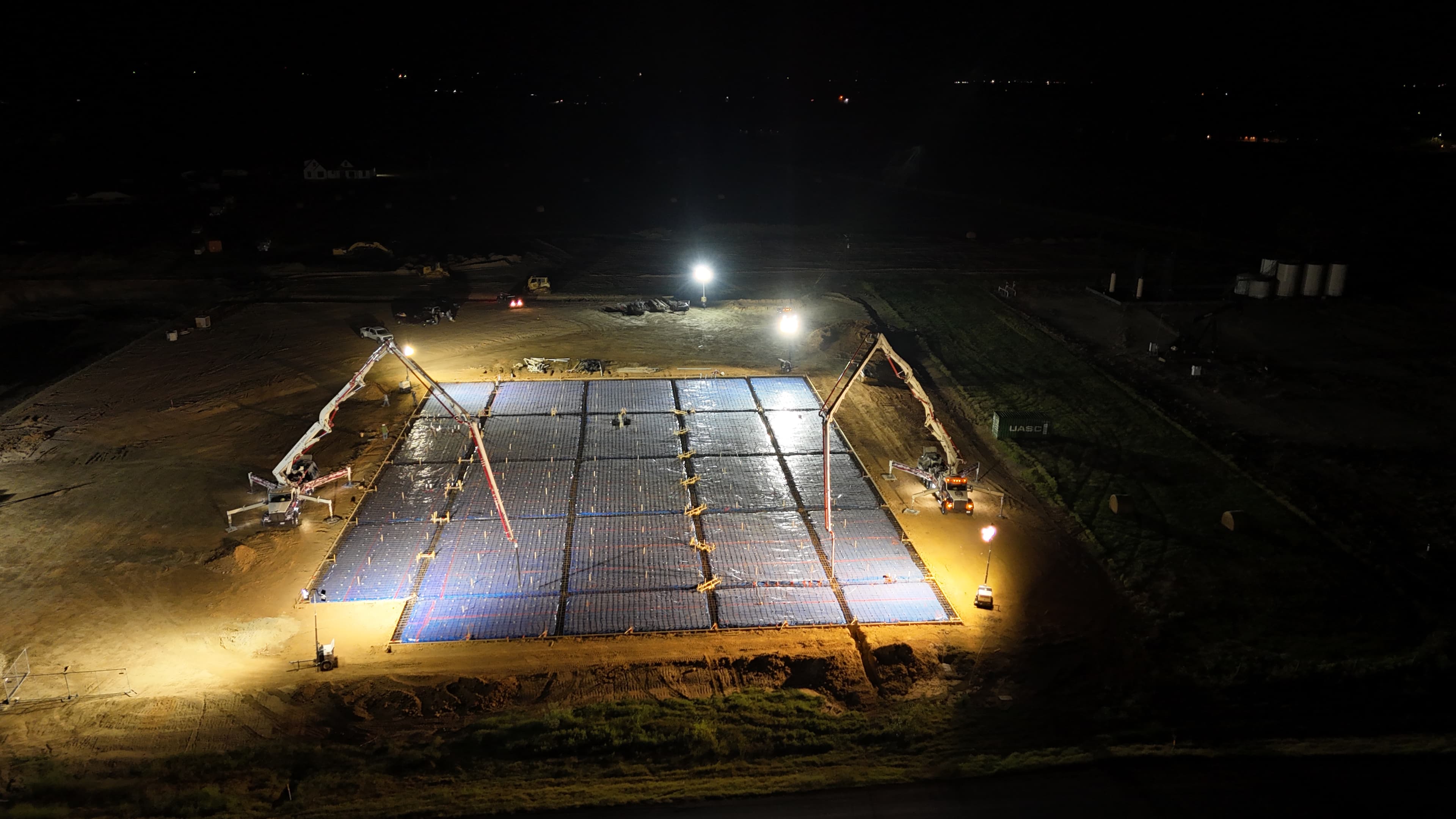 Distribution Center Concrete by Inner Loop Construction - Commercial Concrete Contractors in Texas